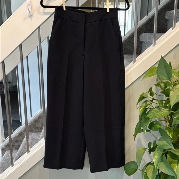 WILFRED The Limitless Pant Cropped in Black - Picture 3 of 9